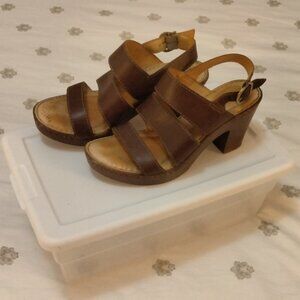 Born Platform Sandal Heels